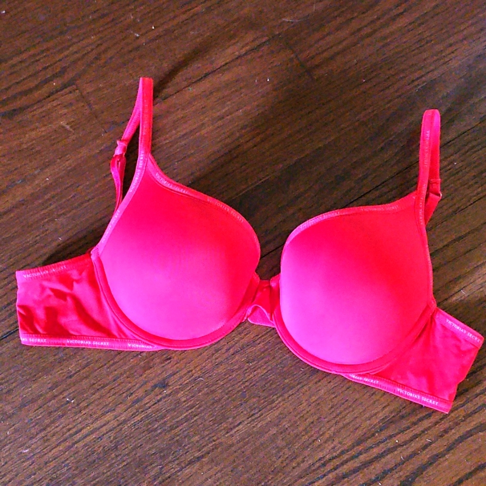 Victoria's Secret Push-Up Bra  Red Womens 32C